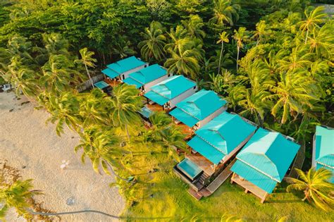 seaside bungalows aerial imagery